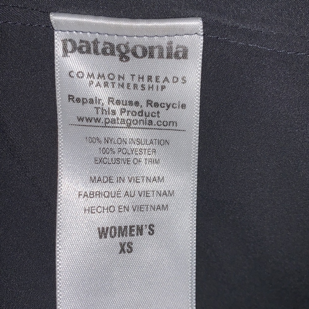 PATAGONIA BRAND NEW SIZE XS LIGHTWEIGHT INSULATED JACKET - Picture 12 of 12